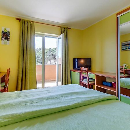 Apartments and rooms by the sea Nerezine, Losinj - 11815 Kamer foto