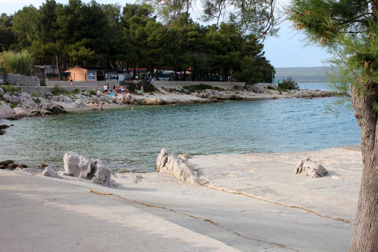 Apartments and rooms by the sea Nerezine, Losinj - 11815 Buitenkant foto