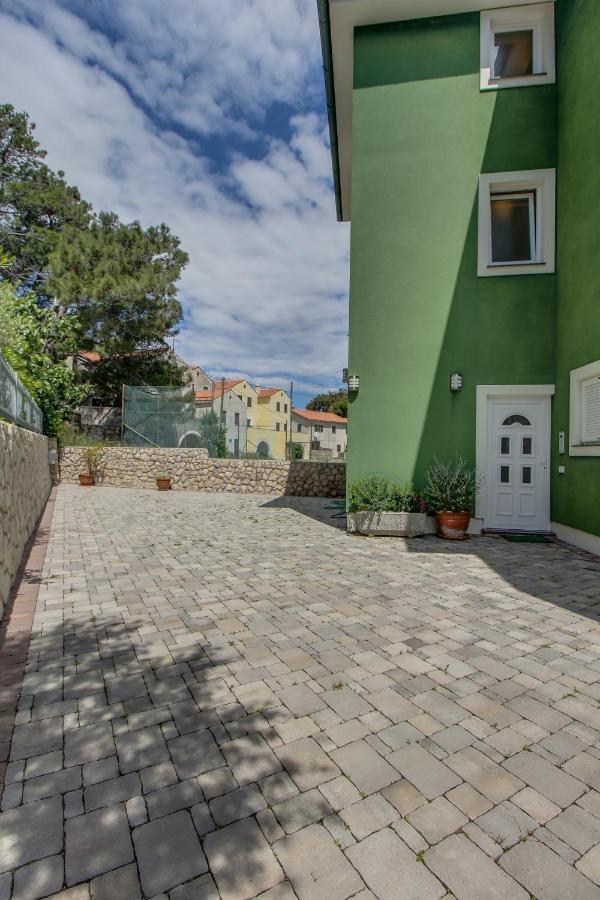 Apartments and rooms by the sea Nerezine, Losinj - 11815 Buitenkant foto