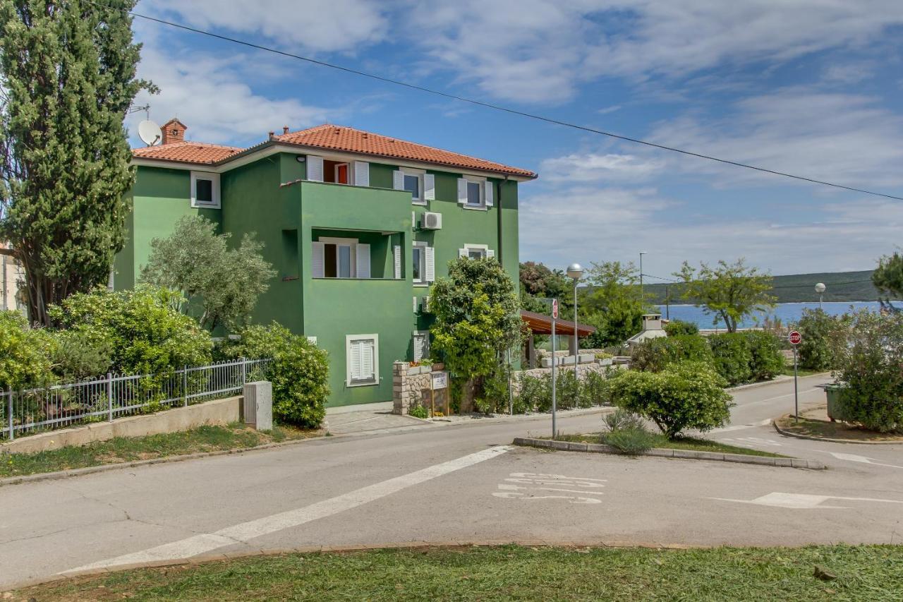 Apartments and rooms by the sea Nerezine, Losinj - 11815 Buitenkant foto