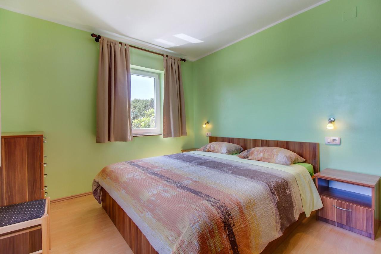 Apartments and rooms by the sea Nerezine, Losinj - 11815 Buitenkant foto