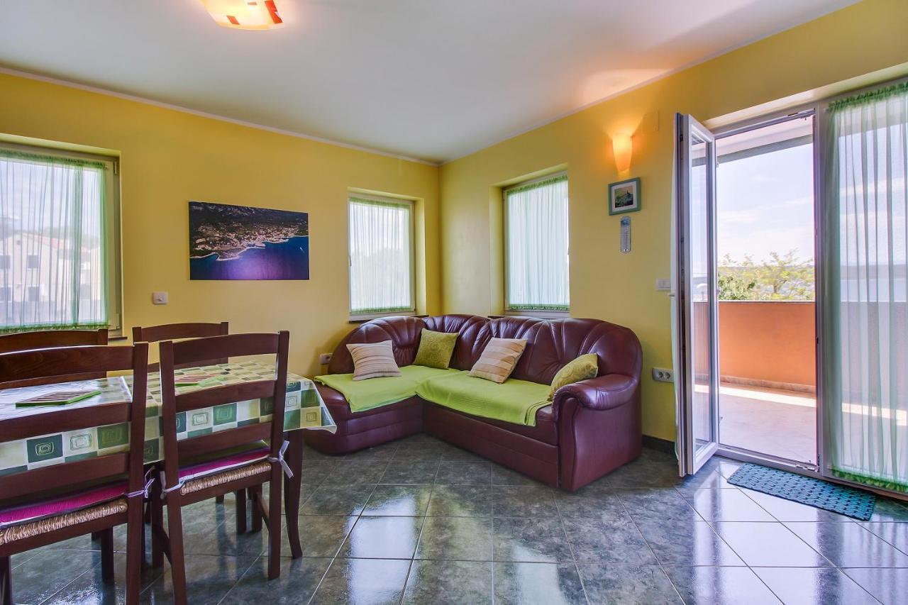 Apartments and rooms by the sea Nerezine, Losinj - 11815 Buitenkant foto