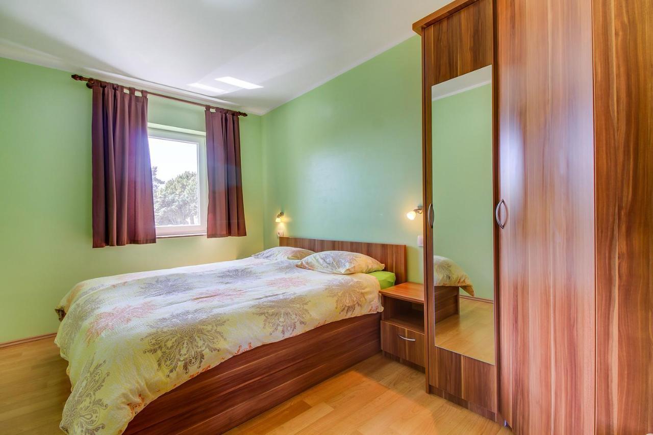 Apartments and rooms by the sea Nerezine, Losinj - 11815 Buitenkant foto