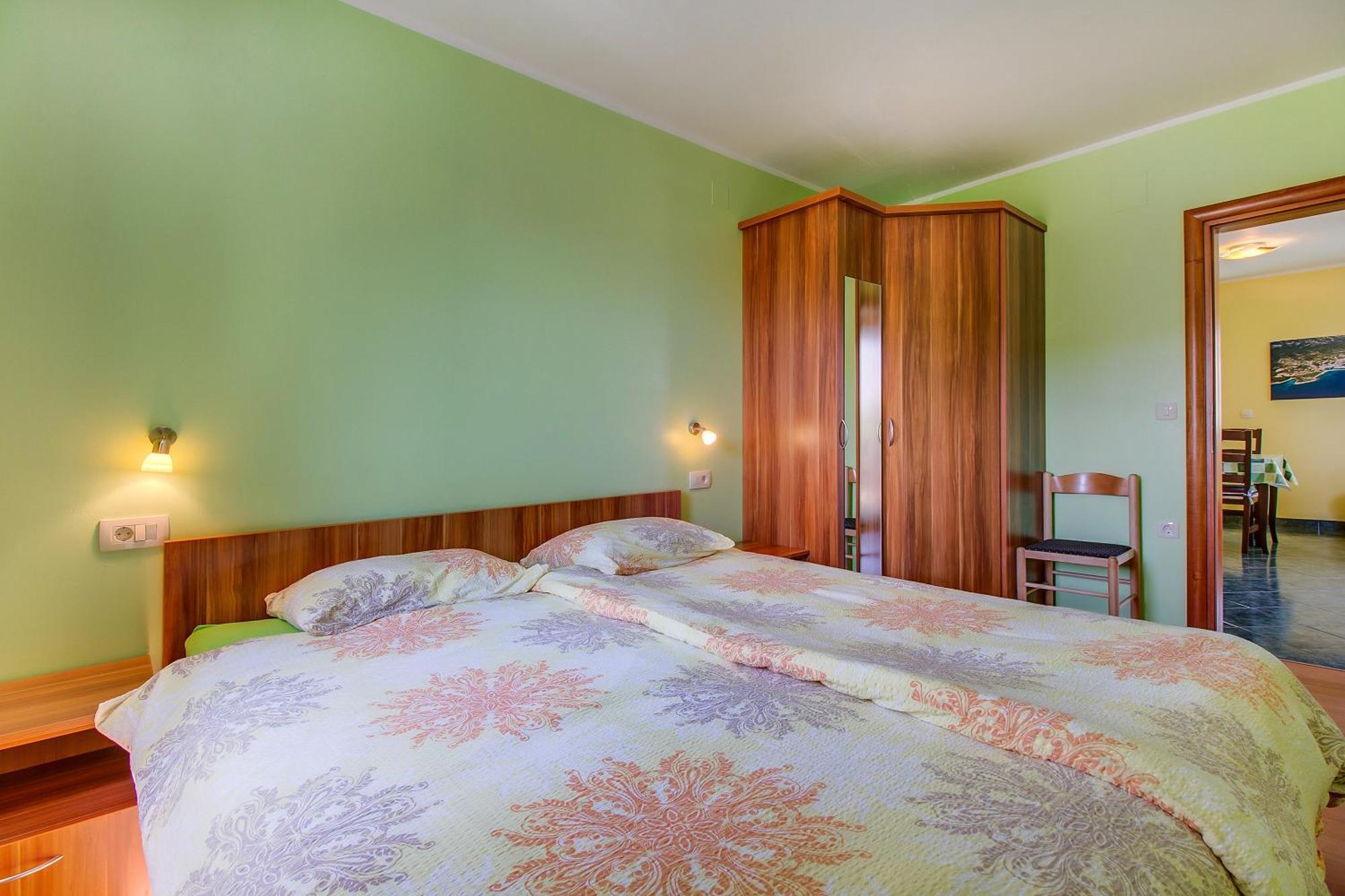 Apartments and rooms by the sea Nerezine, Losinj - 11815 Kamer foto